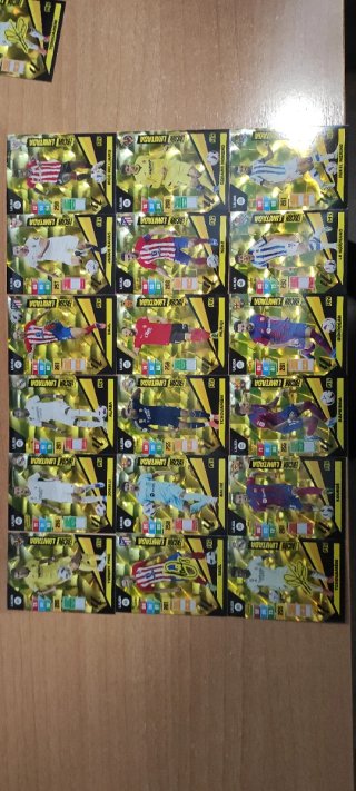 Álbum Adrenalyn 2023-24 con 480 cartas