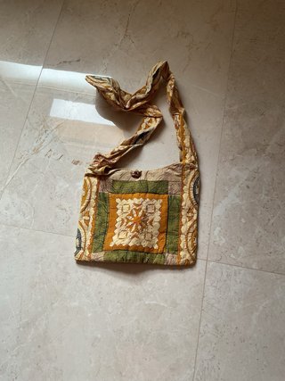 Bolso de tela estampado