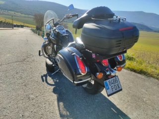Kawasaki Vulcan 900 Custom Negra