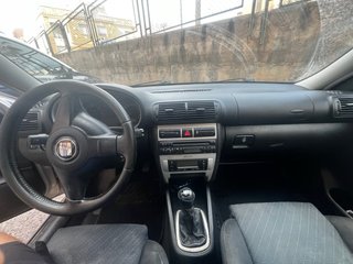 SEAT Leon 2004
