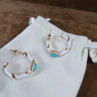 Pendientes Romanos Lacados Turquesa Chapado Oro