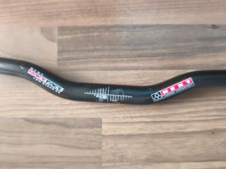 Manillar MTB RACE FACE 25.4 carbon