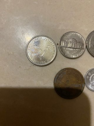 Lote 7 monedas diferentes países