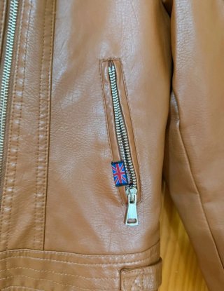 Chaqueta efecto piel mujer marrón