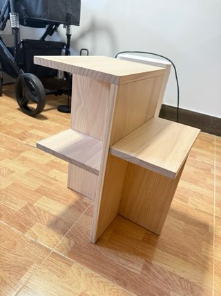 Mesita auxiliar de madera