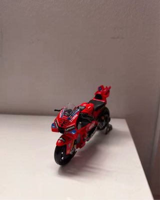 Maqueta Moto Deportiva Roja