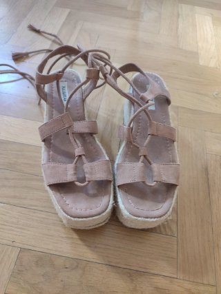 Sandalias de plataforma con cordones