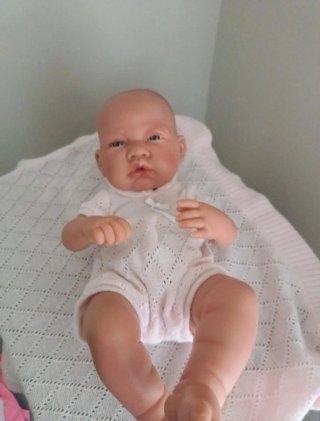 Muñeca Bebé Antonio Juan