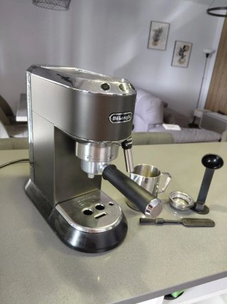 Cafetera De'Longhi Dedica Espresso
