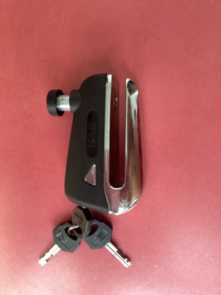 Candado disco moto IFAM con 3 llaves