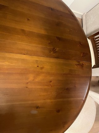 Mesa de comedor  y 4 sillas