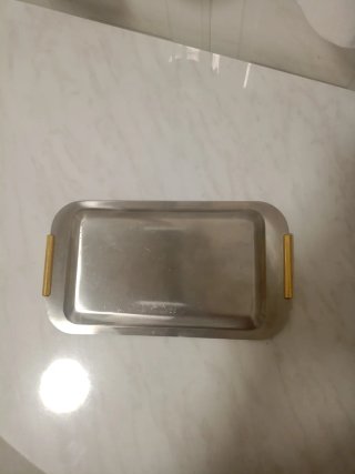 Mini bandeja metálica con asas