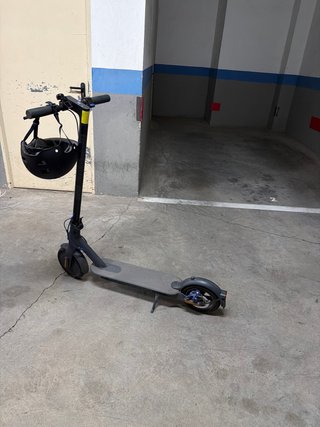 Patinete Eléctrico Xiaomi Mi Scooter 3 + Casco