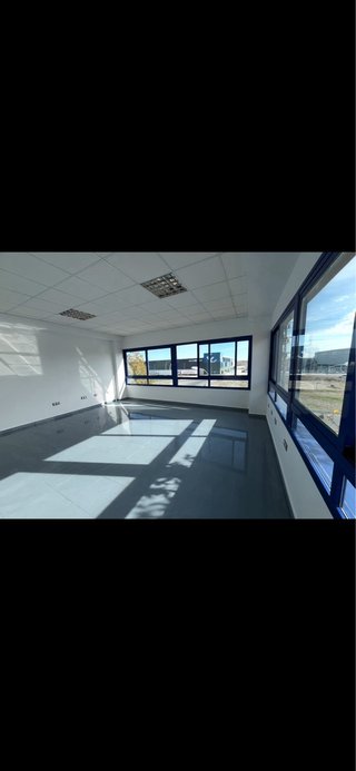 Alquiler de oficina en Polígono  de la Isla