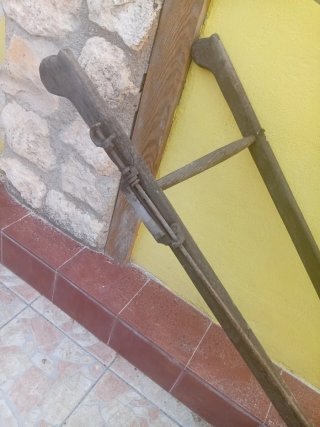 Sembradora manual antigua