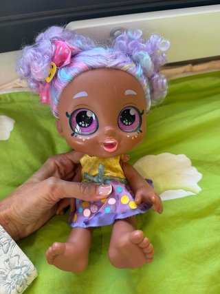 Muñeca Cry Babies pelo multicolor ojos grandes