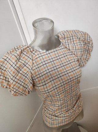 Blusa Zara cuadros naranja y marrón