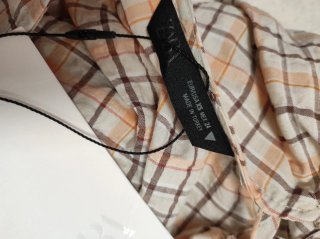 Blusa Zara cuadros naranja y marrón