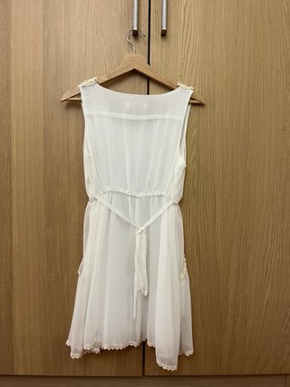Vestido blanco con encaje