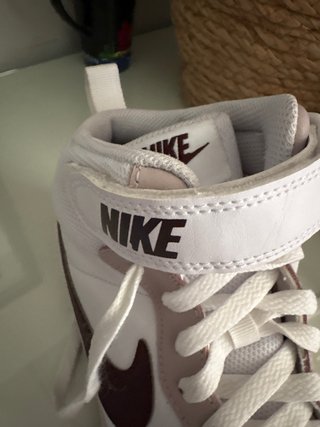 Nike Court Borough Mid 2 Talla 39