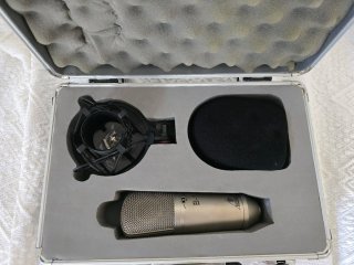 Micrófono Behringer B1 Condensador + Accesorios