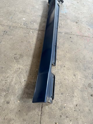 Talonera Izquierda BMW E60 Azul