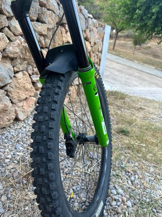 Giant Reign Advanced 1, Talla S