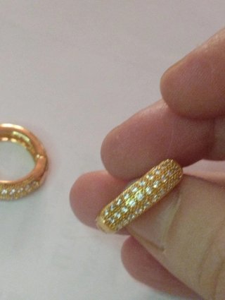 E544 Orecchini cerchio pavé inox oro 2 cm brillant