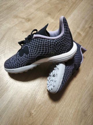 Botas de fútbol Kipsta talla 29 ⚽