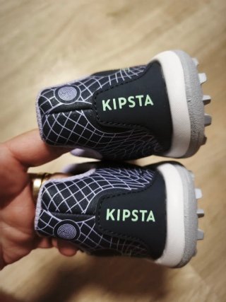 Botas de fútbol Kipsta talla 29 ⚽
