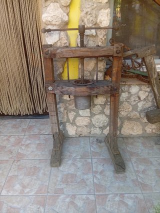Prensa de uva/aceitunas madera
