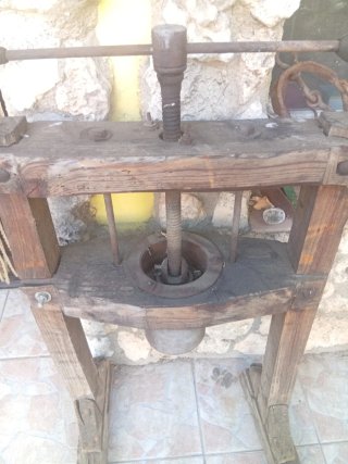 Prensa de uva/aceitunas madera