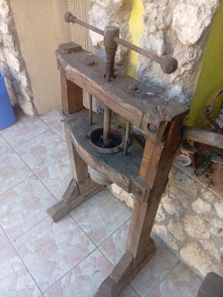 Prensa de uva/aceitunas madera