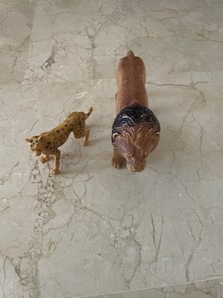 Lote de animales de juguete