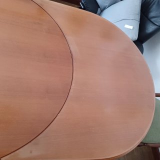 Mesa extensible y 6 sillas comedor