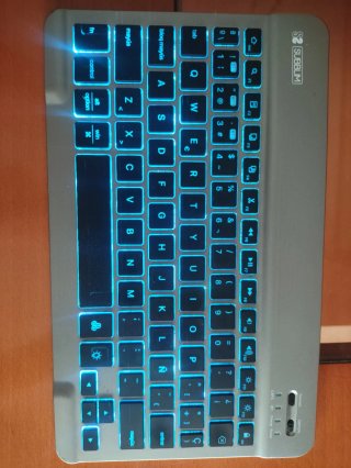 Teclado Subblim RGB Multiconexión 3equipos ala vez