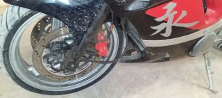 Kawasaki ZZR Moto Deportiva Negra/Roja.