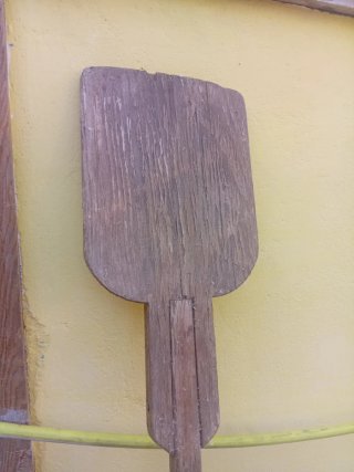 Pala de panadero antigua de madera