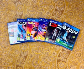 LOTE COMPLETO PS4 SLIM 1TB EN PERFECTO ESTADO