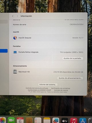 MacBook Pro 15 2018 16GB + funda