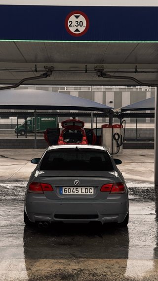 BMW E92 325i N52