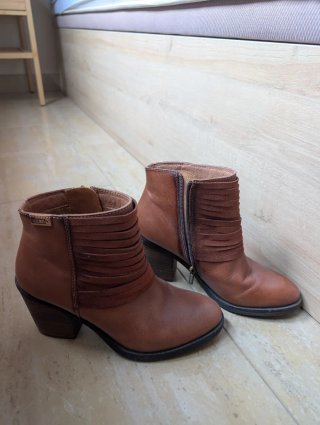 Botines Pikolinos Marrones Piel
