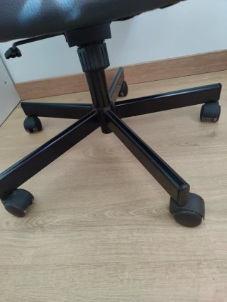 Silla de escritorio negra