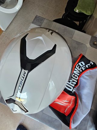 Casco Moto Blanco MT Helmets