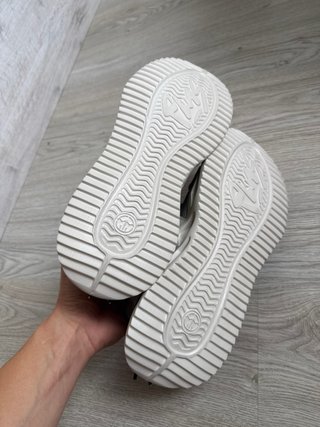 Zapatillas Décimas Talla 45 Nuevas