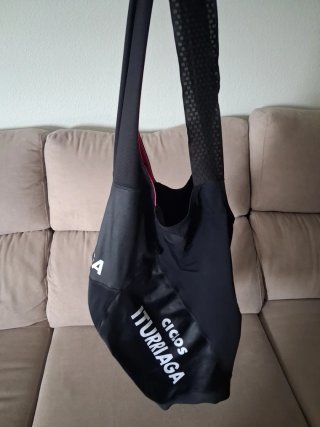 Maillot y culotte ciclismo Ciclos Iturriaga