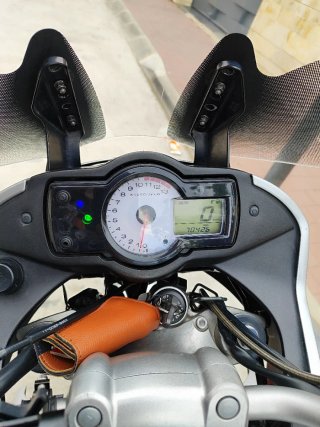 Kawasaki Versys 650 Plata