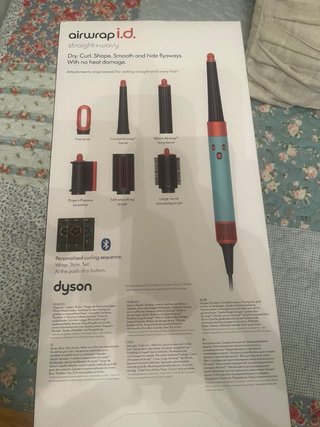 Dyson Airwrap i.d. Straight+Wavy