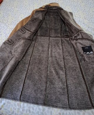 Cappotto marrone con cintura