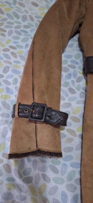 Cappotto marrone con cintura